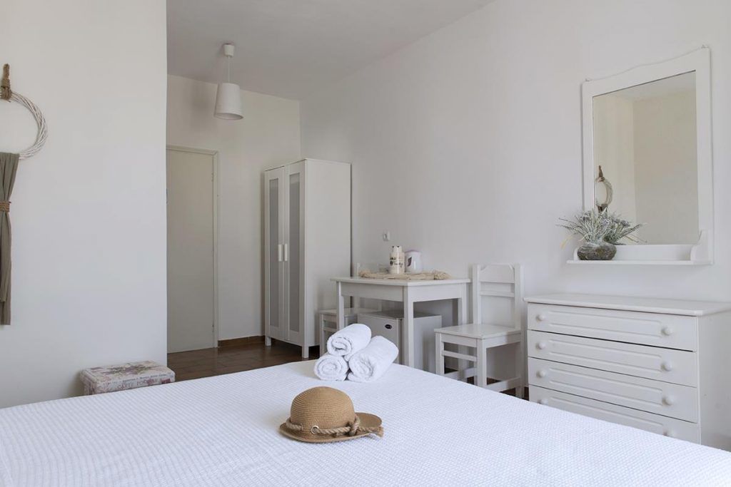 double room, sea view | minibar, soundproofing, iron/ironing board, free wifi