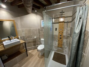 Comfort Bungalow (3) | Bathroom - Inn4bears (Nîmes)