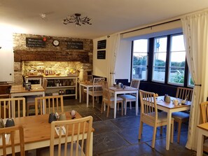 Tägliches inbegriffenes englisches Frühstück