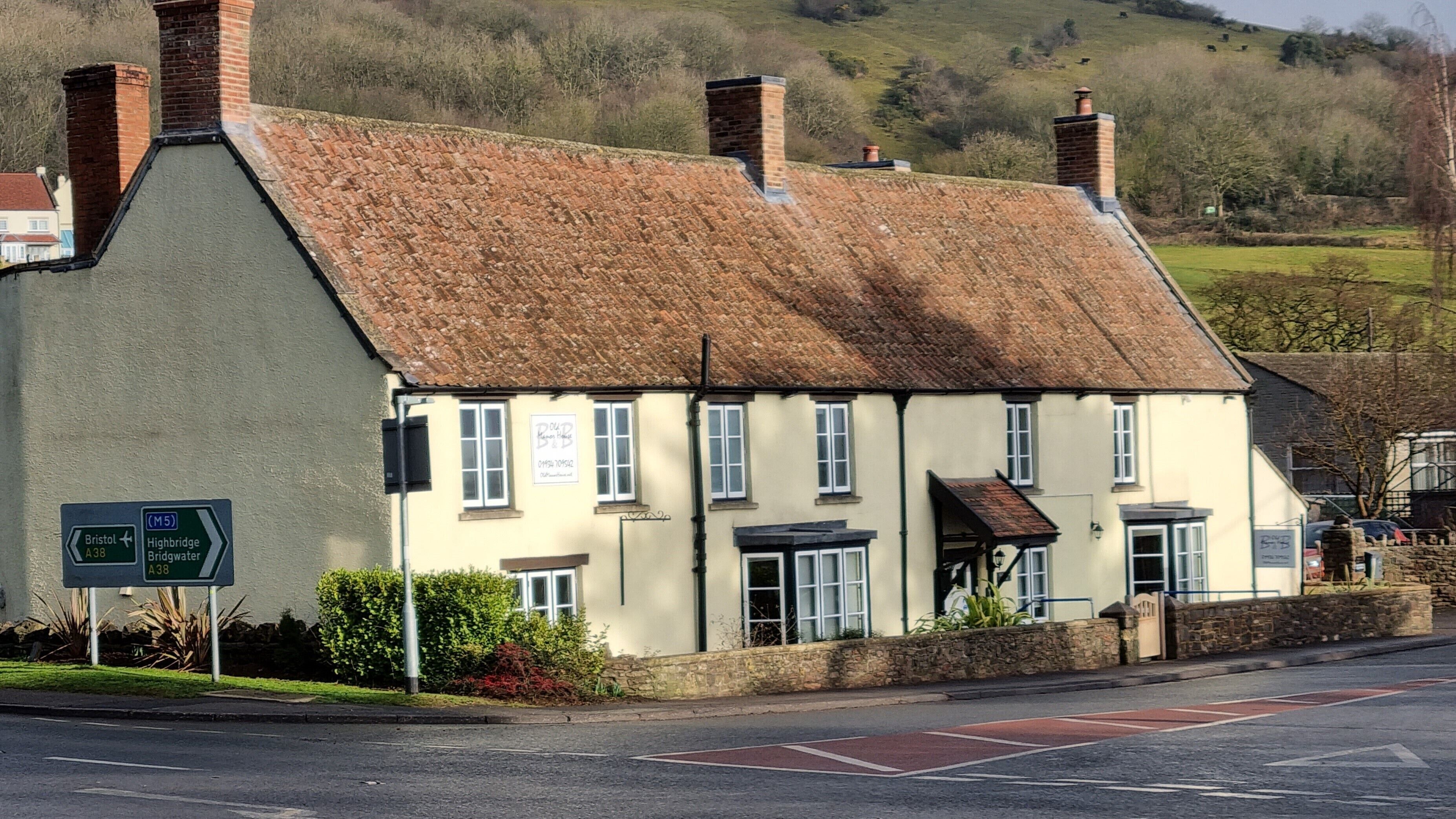 Photo - Old Manor House B&B