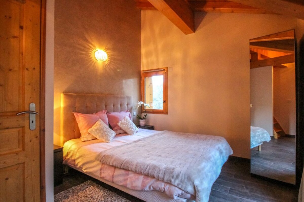 Penthouse (La Grive) | Phòng cách âm, nôi (giường cho trẻ sơ sinh) miễn phí