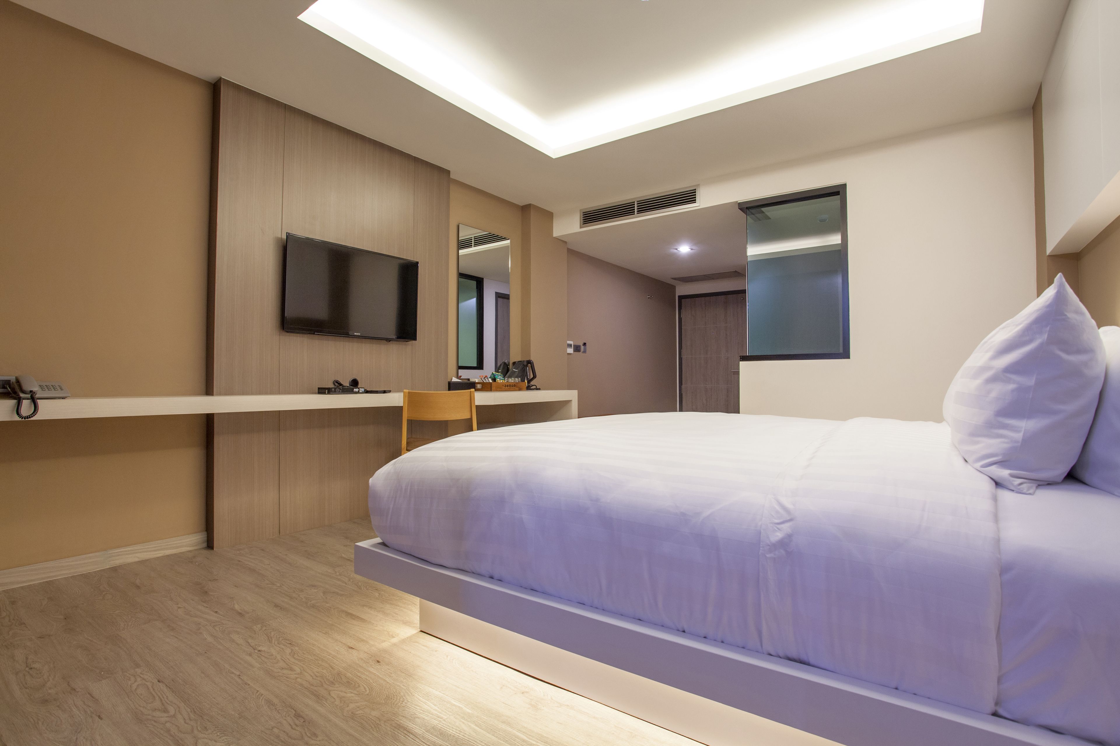 signature pool view with double bed | view from room