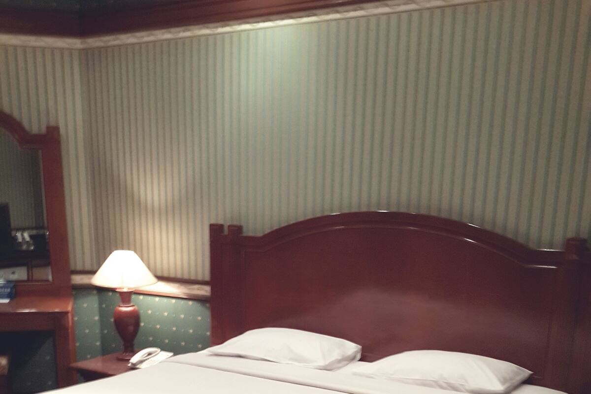 Deluxe kamer (Landed- Free round trip boat transfer) | Een minibar, een bureau