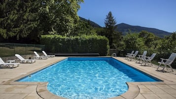 1 quarto, roupas de cama premium, cofres nos quartos