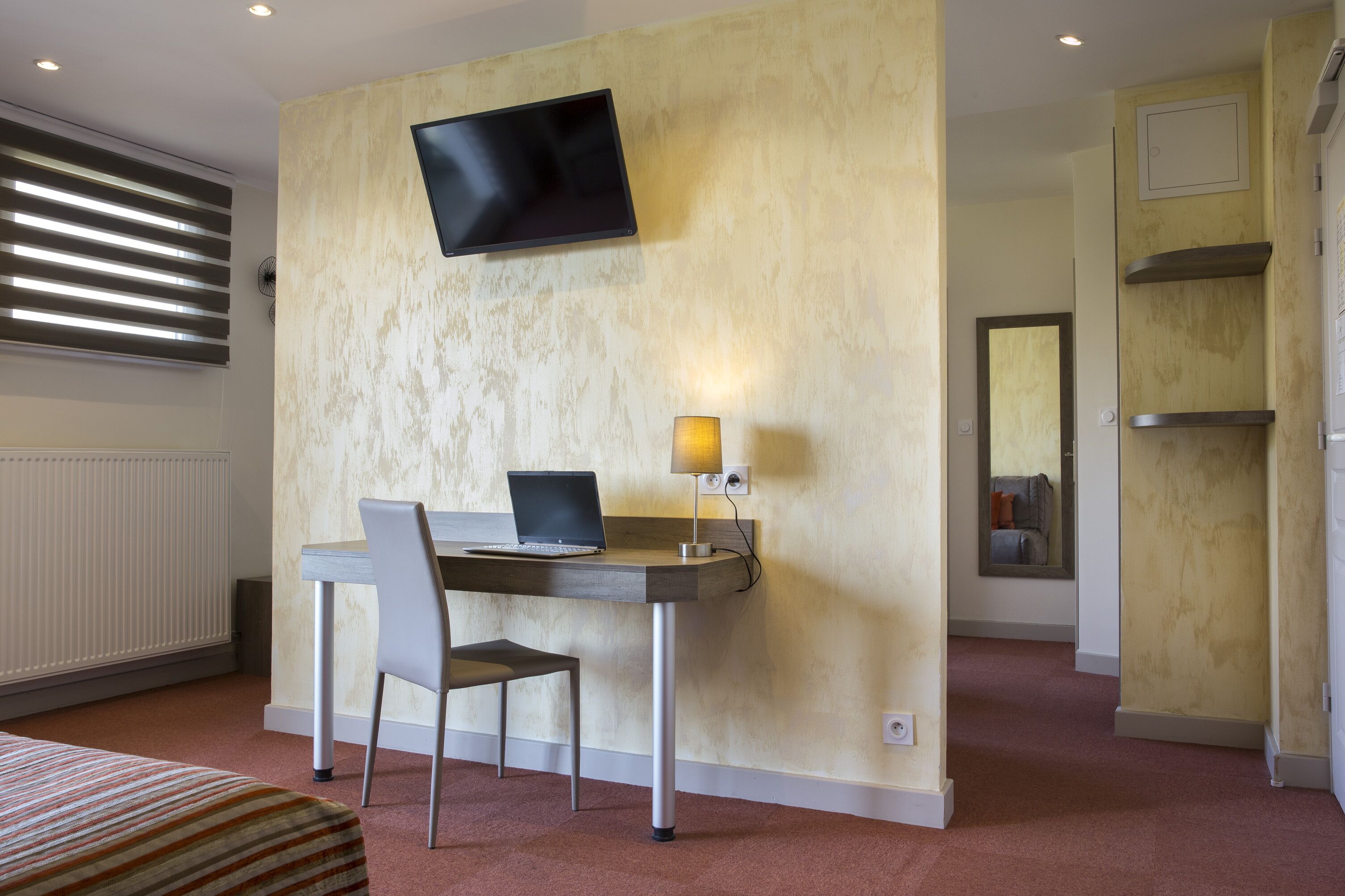 suite | 1 bedroom, premium bedding, in-room safe, individually decorated