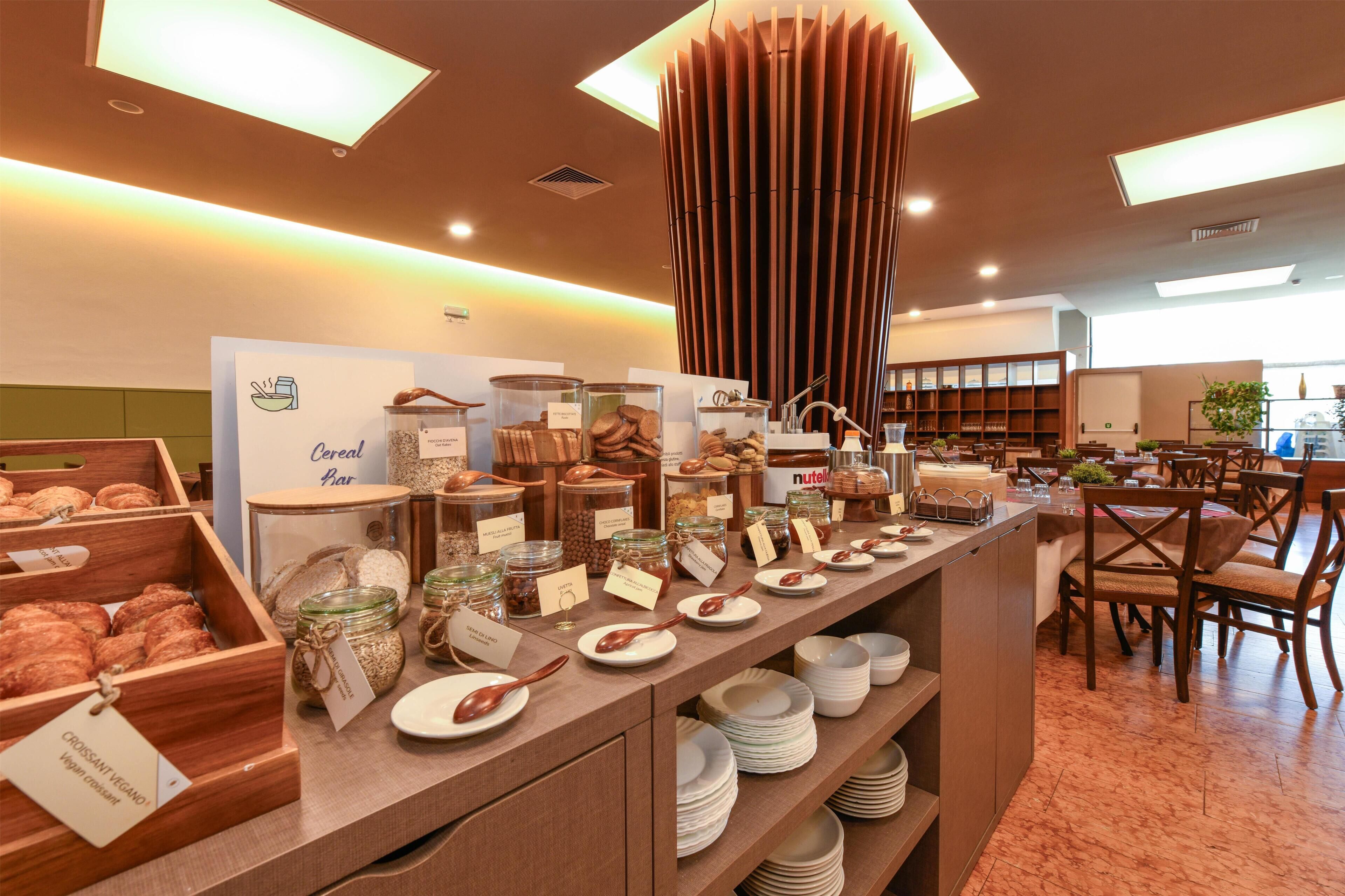 Daily buffet breakfast for a fee