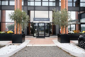 Front of property - Hotel Garda (Affi)