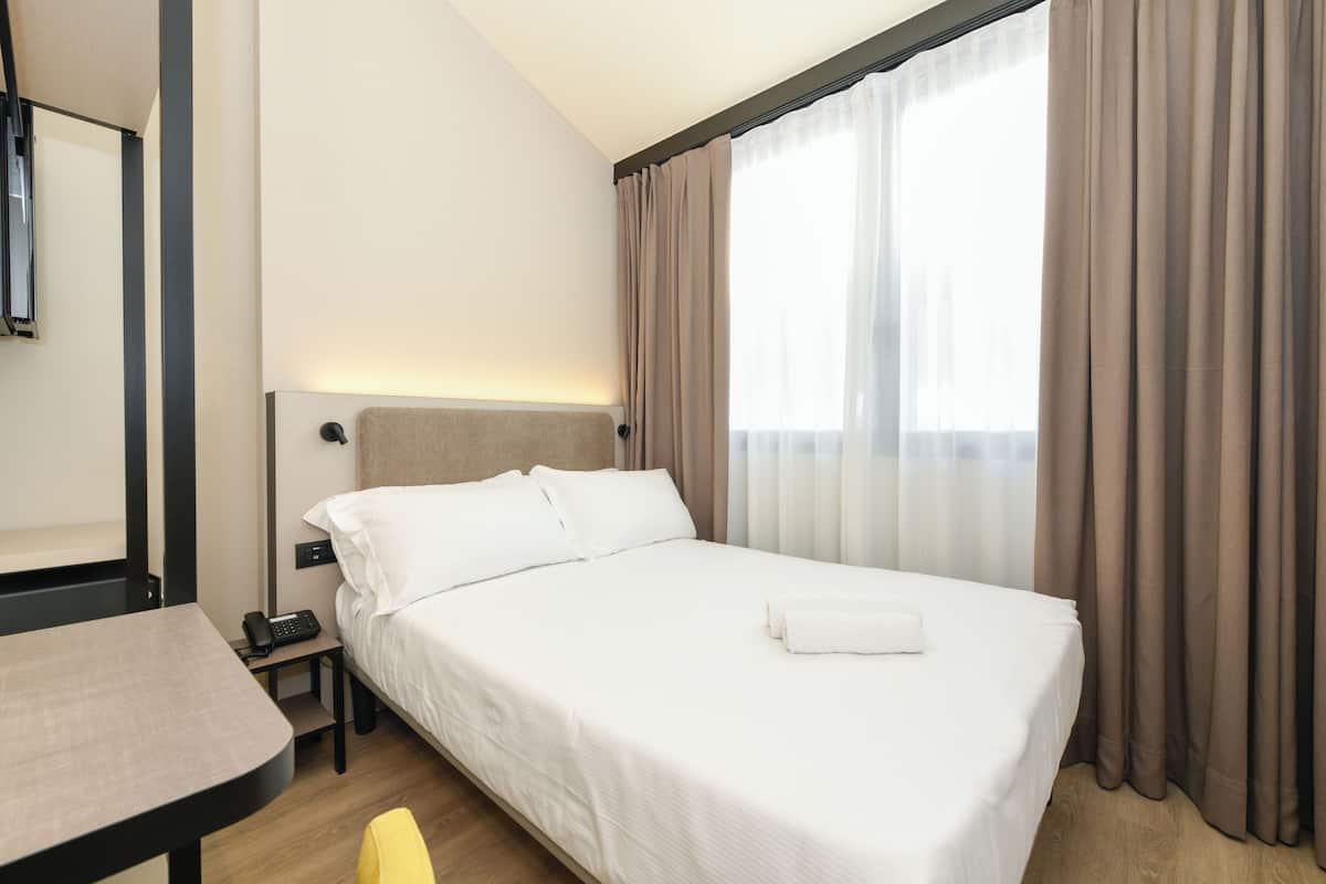 French Double Executive