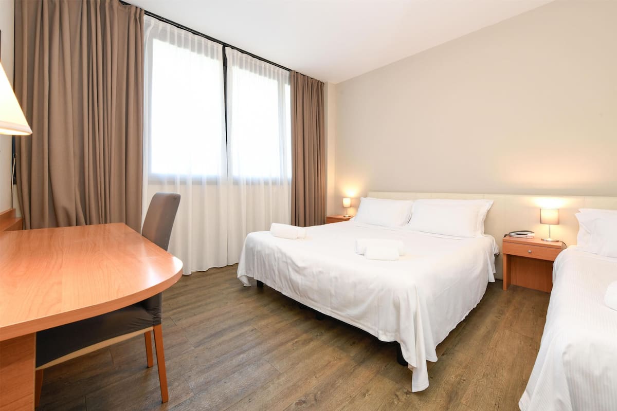 Classic Room, Multiple Beds, Non Smoking | Hypo-allergenic bedding, in-room safe, desk, laptop workspace