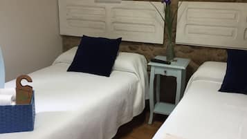 Twin kamer | Extra bedden, gratis wifi, beddengoed
