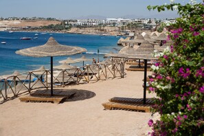Private beach, sun loungers, beach umbrellas, beach towels - Siva Sharm Resort & Spa  (Sharm El Sheikh)
