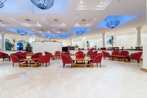 Lobby-Lounge