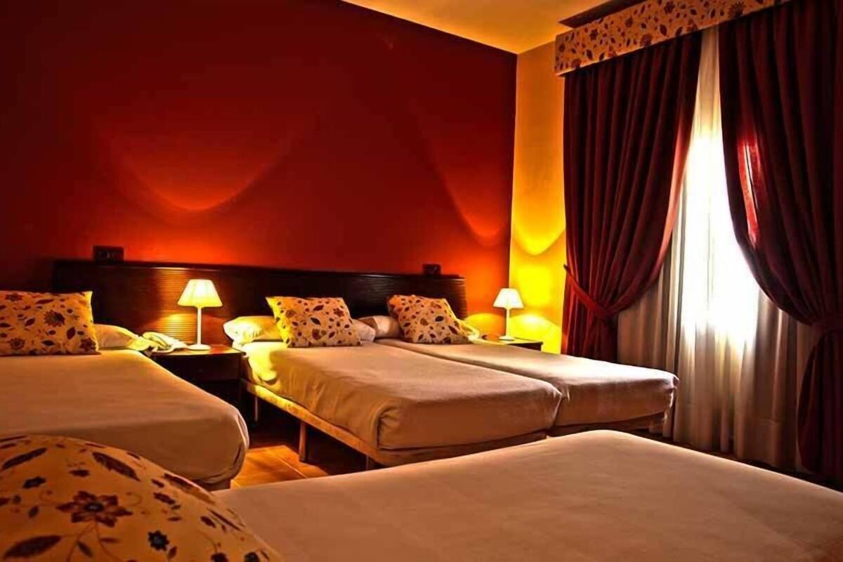 in-room safe, desk, blackout curtains, free wifi