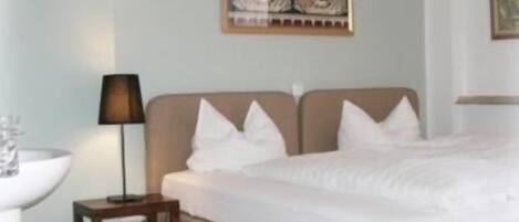 Minibar, desk, free WiFi, bed sheets