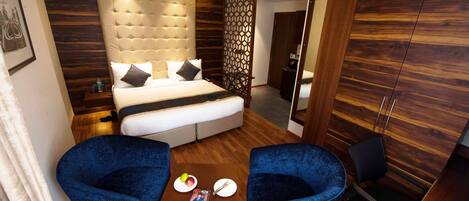 Apartment | Minibar, Schreibtisch, Verdunkelungsvorhänge, schallisolierte Zimmer