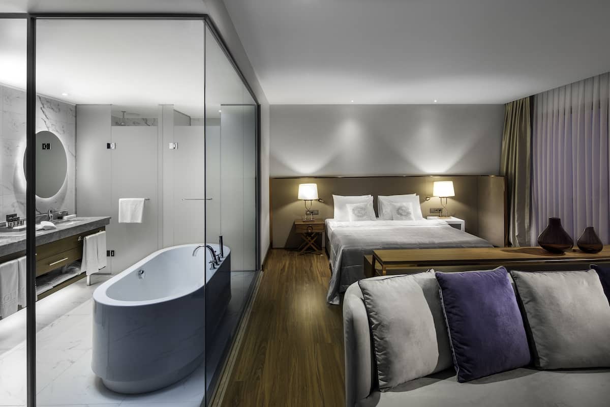 Literie de qualité, minibar, coffre-fort pour ordinateur portable