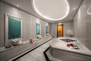 Behandlungsräume für Paare, Sauna, Dampfbad, Türkisches Bad/Hamam