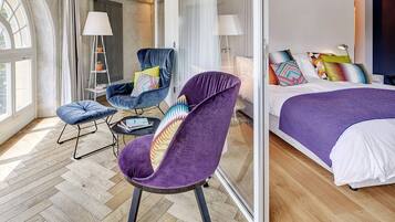 Télévision à écran plat de 40 pouces avec chaßnes par cùble, télévision