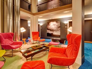 Hypo-allergenic bedding, in-room safe, desk, blackout curtains - Boutique Hotel Anker (Lucerne)