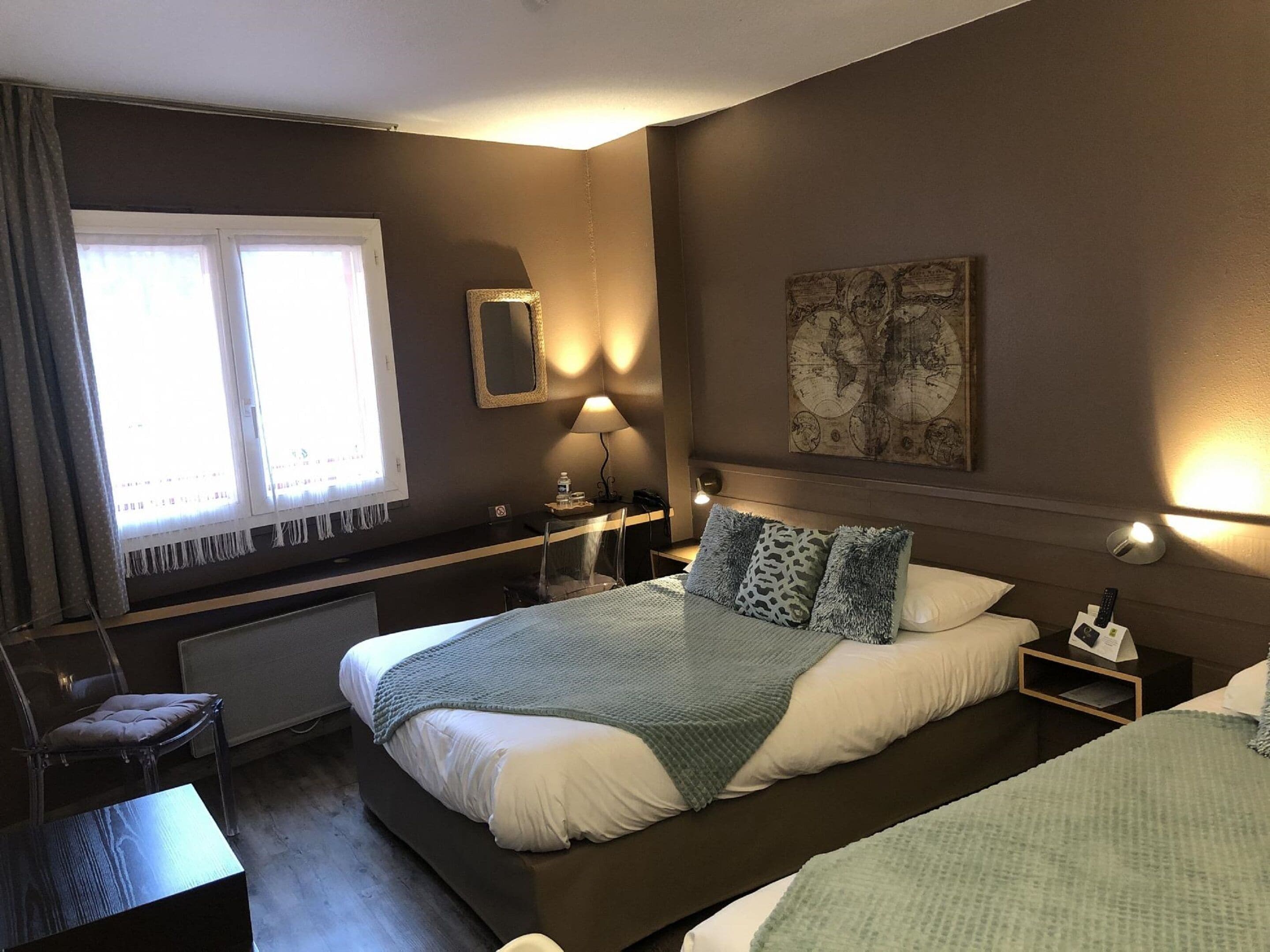 triple room | cots/infant beds, rollaway beds, free wifi, bed sheets