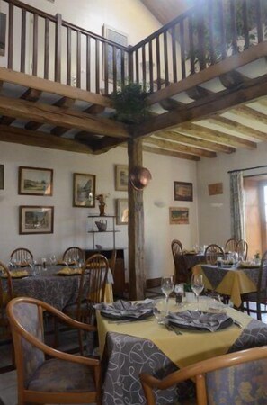 Dîner et souper servis sur place