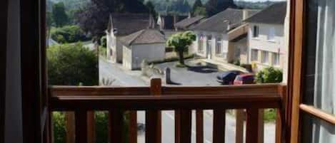 Chambre Double | Bureau, chambres insonorisées, lits bébé (en supplément), Wi-Fi gratuit