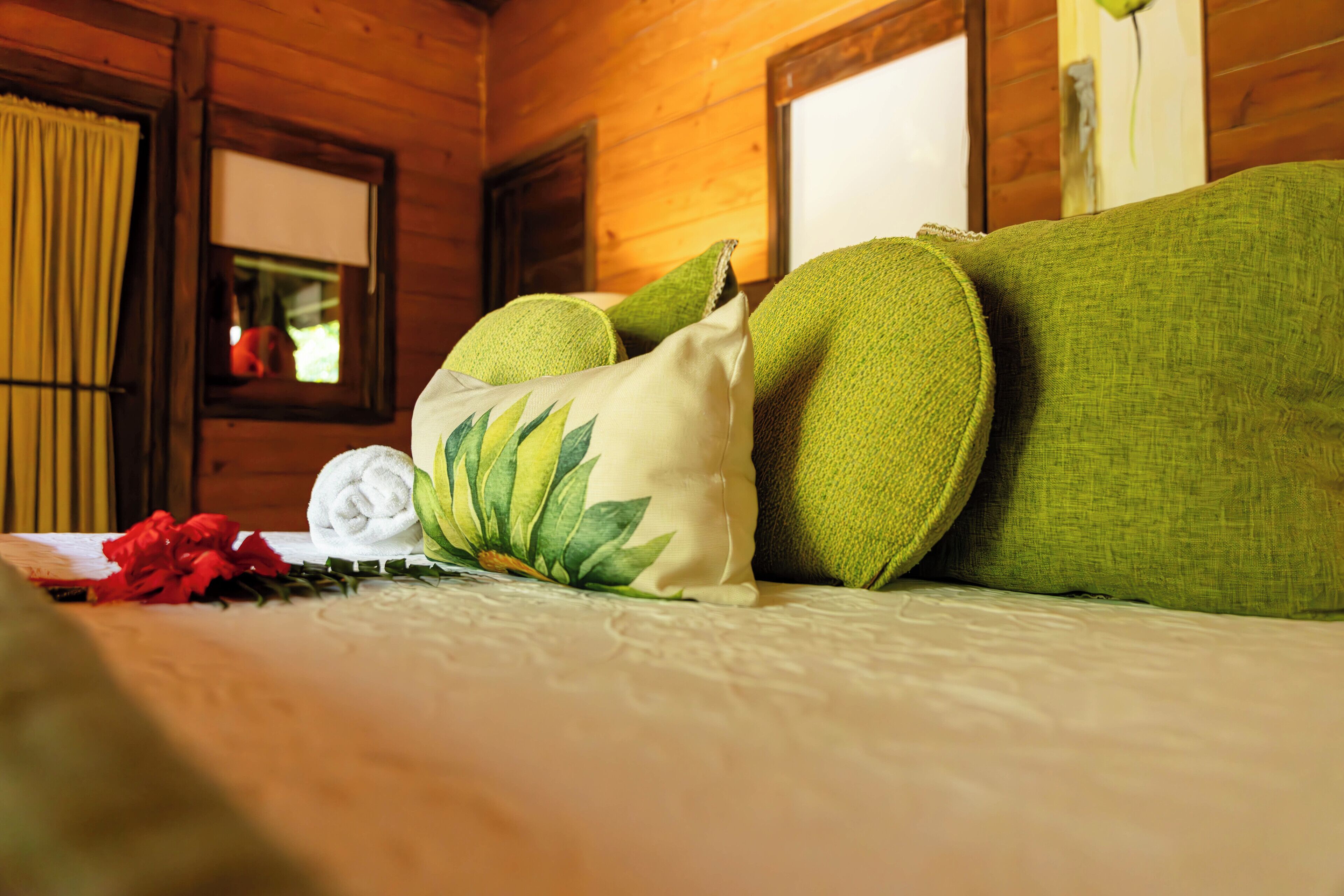 deluxe suite | individually decorated, individually furnished, bed sheets