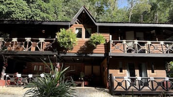 Cabane Familiale | Décoration personnalisée, ameublement personnalisé, draps fournis