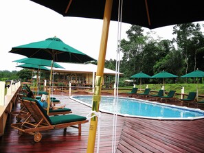 Piscina a l'aire lliure 