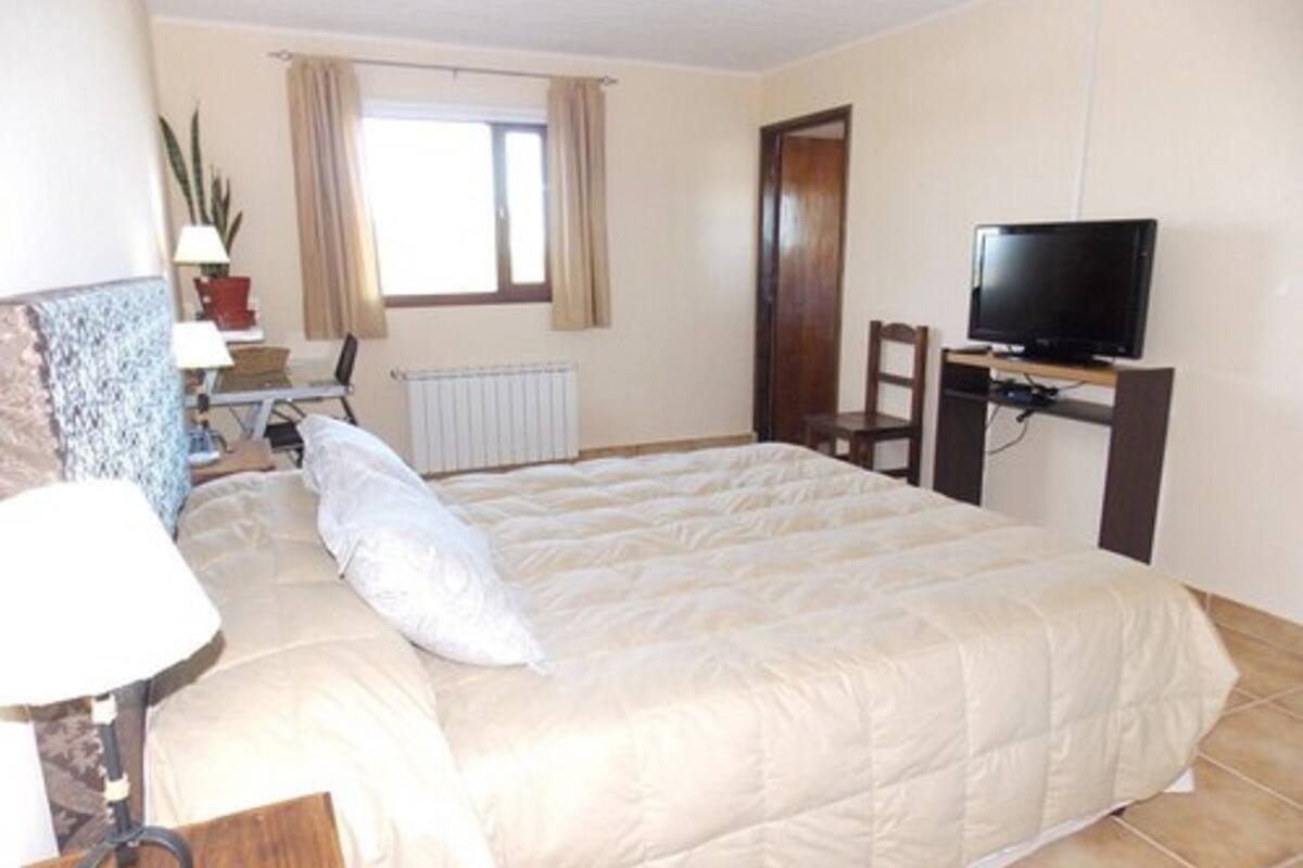 in-room safe, desk, soundproofing, iron/ironing board