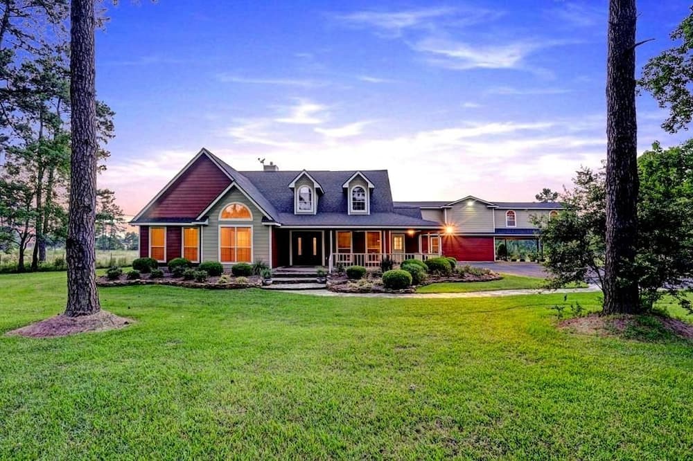 Maple Creek Bed and Breakfast