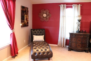 Honeymoon Double Room, 1 King Bed, Jetted Tub, Pool View