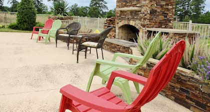 Maple Creek Bed and Breakfast