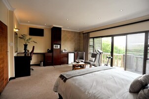 14 多间卧室、客房内保险箱、特色装修、特色家居