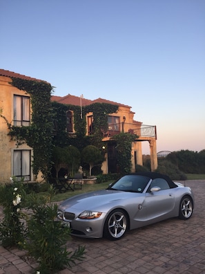 Free self-parking - Dio Dell Amore Guest House (Jeffreys Bay)