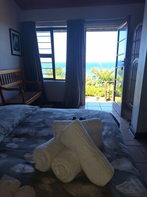 Caja de seguridad en la habitación, wifi gratis y ropa de cama