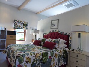 Deluxe Cottage, 1 Bedroom | View from room