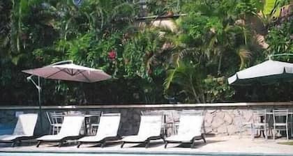 Hotel Iparana Paradise