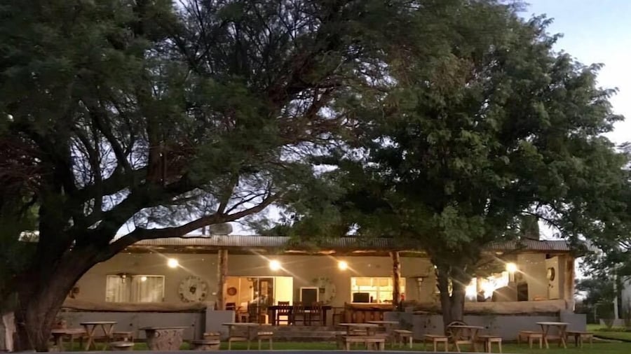 迪耶奥利胡伊斯酒店