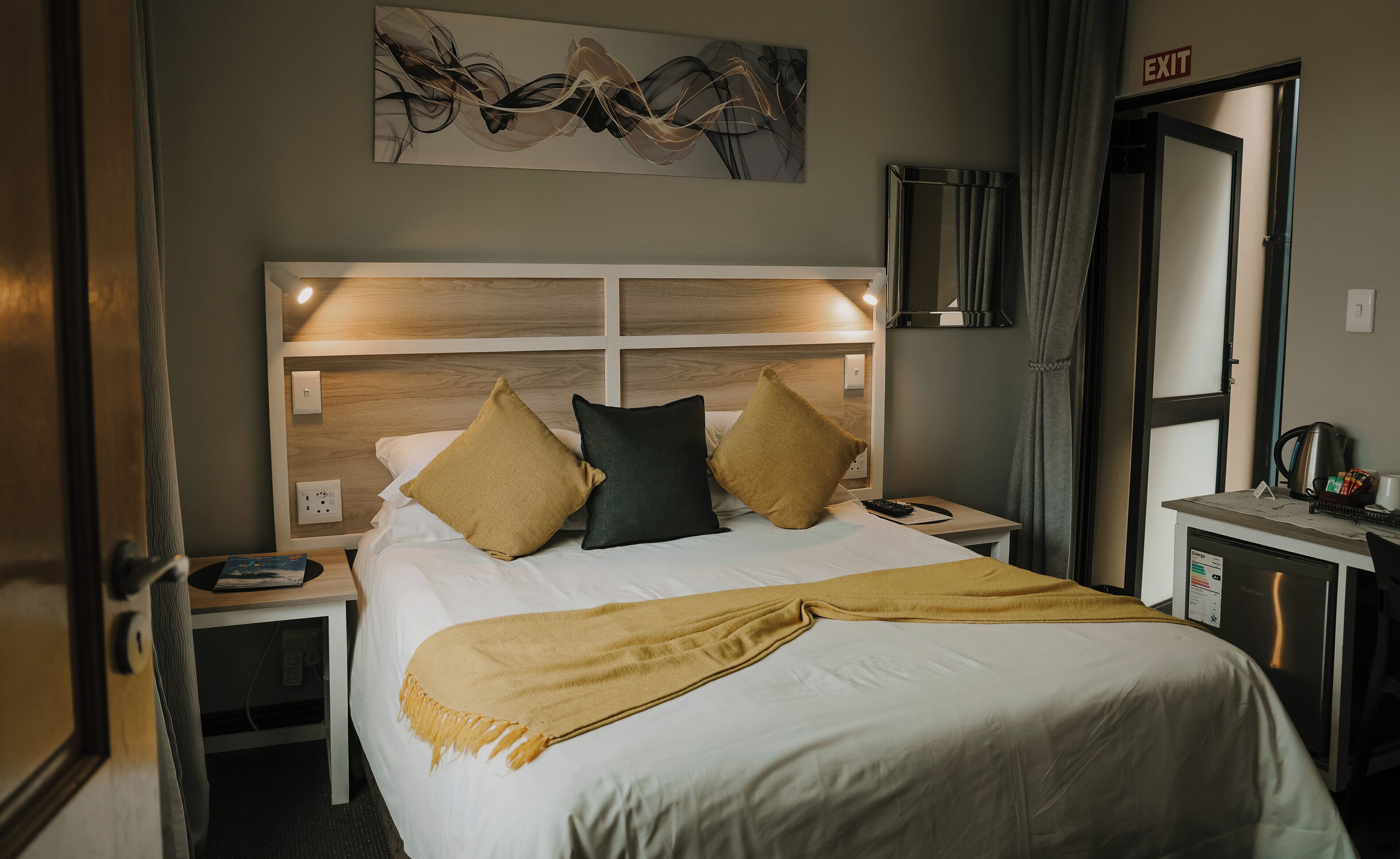 Economy Room, 1 Bedroom (Budget Room) | Premium bedding, free WiFi, bed sheets