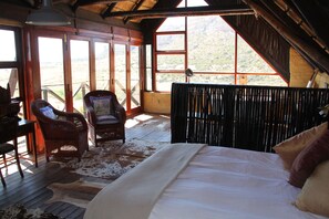 Design Cottage, 1 Bedroom | In-room safe, soundproofing, bed sheets, wheelchair access - Roodepoort Farm Self Catering (Clarens)