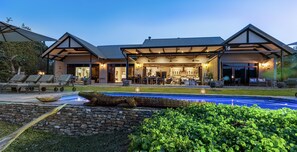 Exterior - Kambaku River Lodge (Nkomazi)