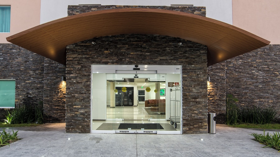 Candlewood Suites Queretaro Juriquilla by IHG