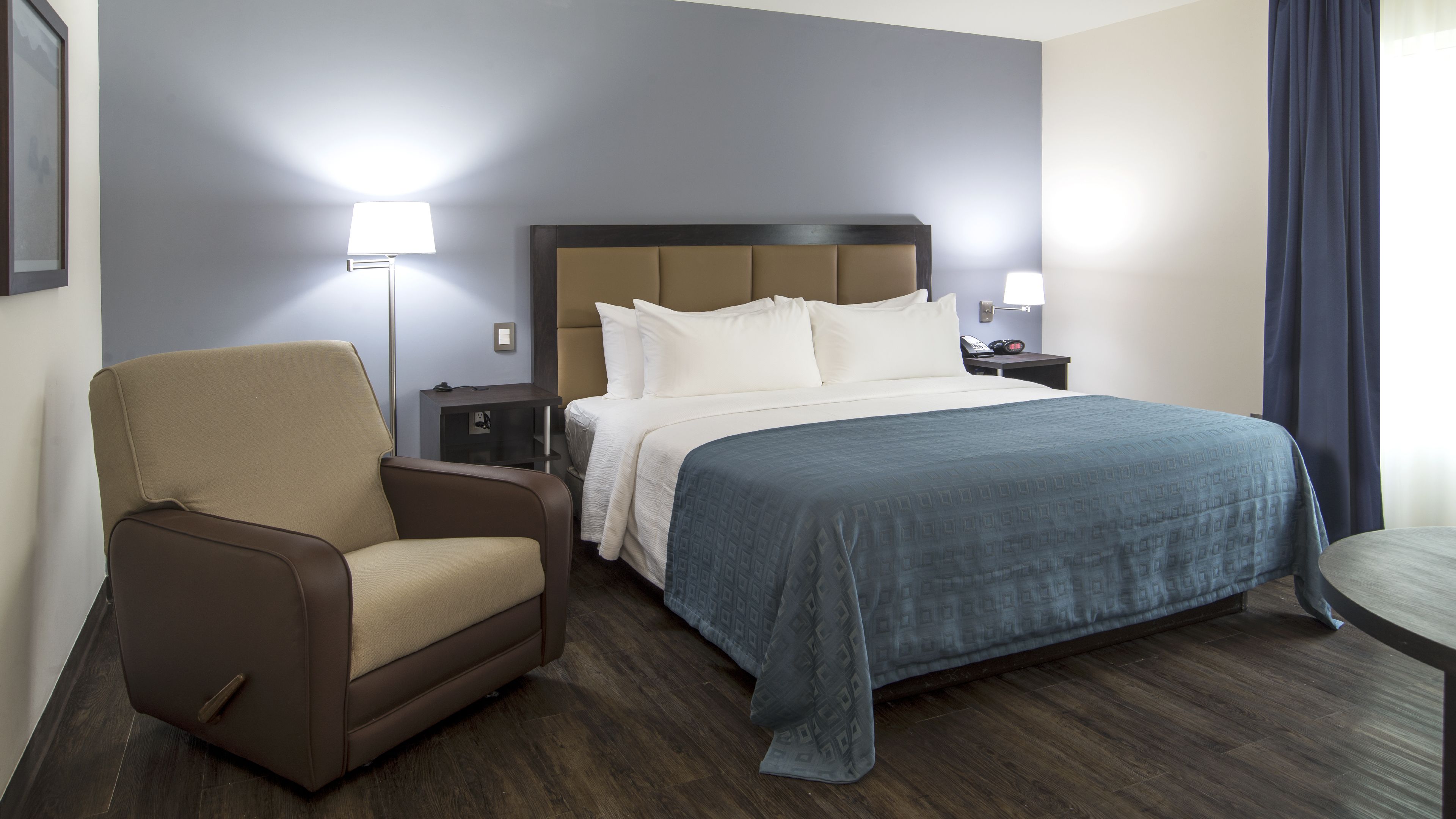 Premium bedding, in-room safe, individually furnished, desk