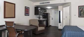 Candlewood Suites Queretaro Juriquilla by IHG