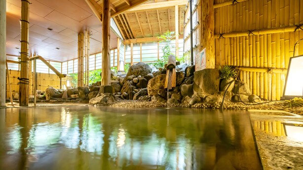 Hot springs - Senkeien Tsukioka Hotel (Kaminoyama)