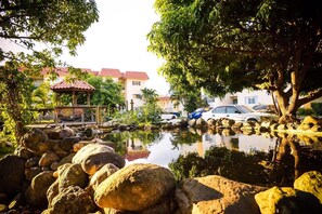 Property grounds - Kingston Guest Apt at Plantation Springs (Kingston)