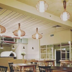 Food court