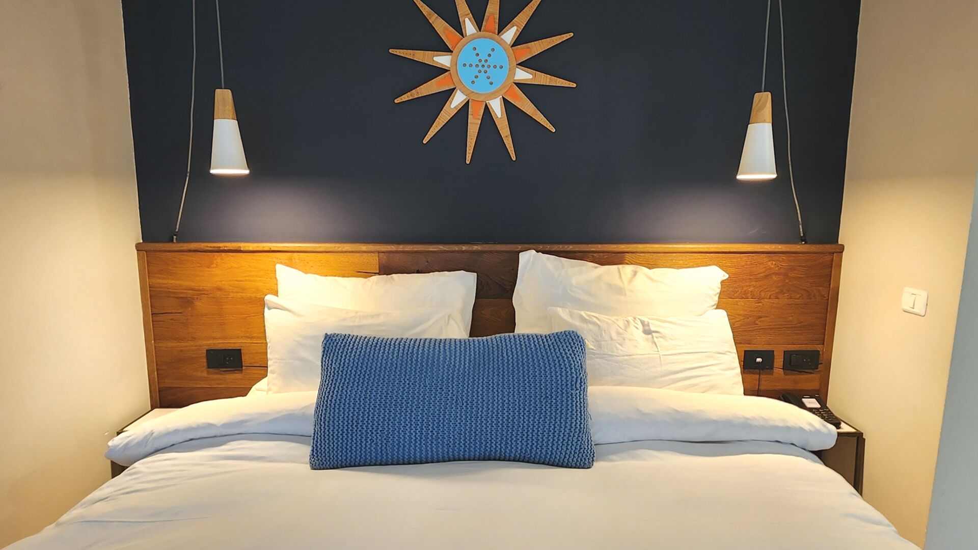 In-room safe, desk, soundproofing, free WiFi