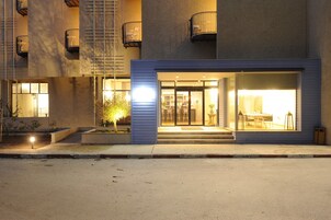 Fachada de la propiedad